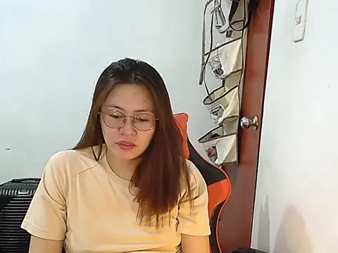 crizzybel online show from 05-21-26, 01:08