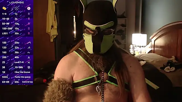 kinkywolf429 online show from 11-26-25, 04:45