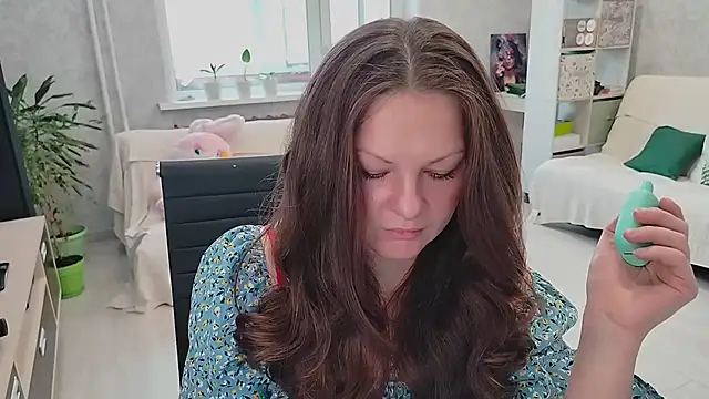 Marla Singerrr online show from 10-29-25, 06:01