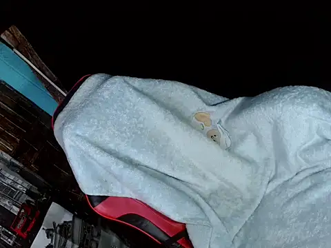 Snapshot of sexysassymirax chatting on 02-21-25, 01:55 sexysassymirax online show from 02-21-25, 01:55