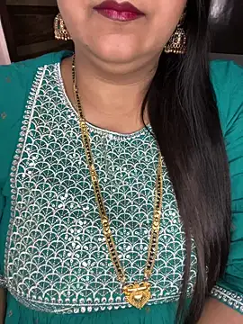 Zoya Varma004 online show from 03-19-26, 07:30