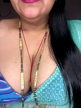 Snapshot of Zoya_Varma004 chatting on 10-20-25, 11:11 Zoya Varma004 online show from 10-20-25, 11:11