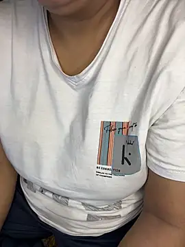 Zoya Varma004 online show from 04-12-26, 06:38