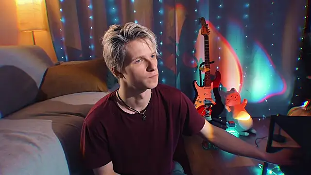 Breston Sweet online show from 12-21-25, 05:09