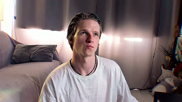 Breston Sweet online show from 06-12-26, 05:00