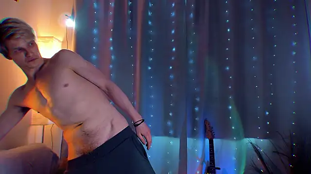 Breston Sweet online show from 03-27-26, 06:11