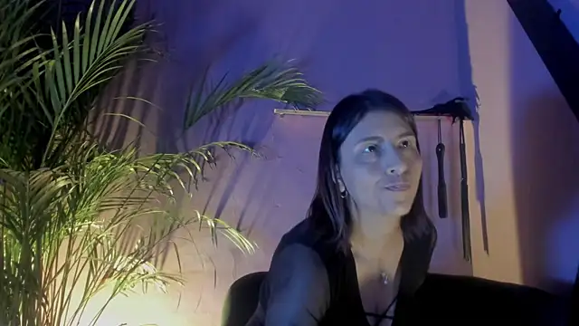 Snapshot of isa_kiss chatting on 04-26-26, 12:02 isa kiss online show from 04-26-26, 12:02
