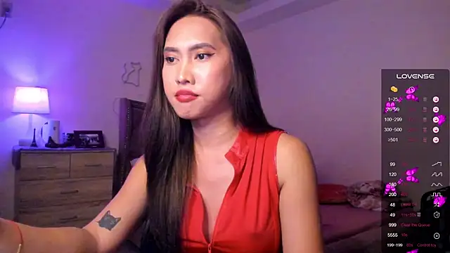 Snapshot of BombshellPH chatting on 01-19-25, 08:51 BombshellPH online show from 01-19-25, 08:51