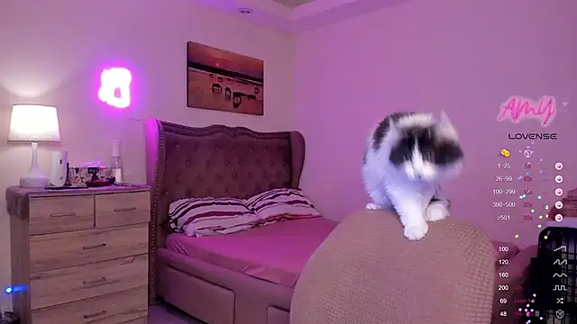 Snapshot of BombshellPH chatting on 03-09-25, 09:13 BombshellPH online show from 03-09-25, 09:13