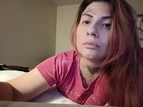 prettypurplep online show from 11-11-25, 01:33