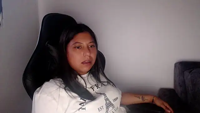 Leylafourniert online show from 05-24-26, 07:47