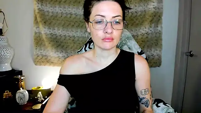 MelroseStrip online show from 09-21-25, 07:52