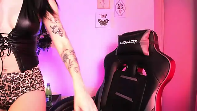 MelroseStrip online show from 03-05-26, 10:16