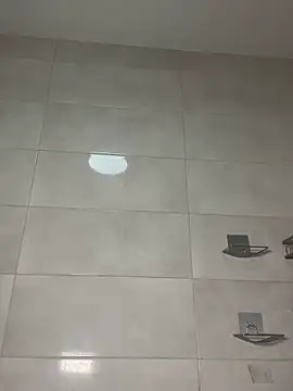 Snapshot of Mira_Xo_ chatting on 09-21-25, 08:41 Mira Xo online show from 09-21-25, 08:41