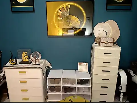 Snapshot of BonaBarrameda chatting on 09-23-25, 06:31 BonaBarrameda online show from 09-23-25, 06:31