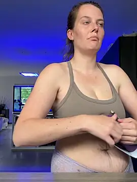 newMichelle online show from 05-18-26, 07:02