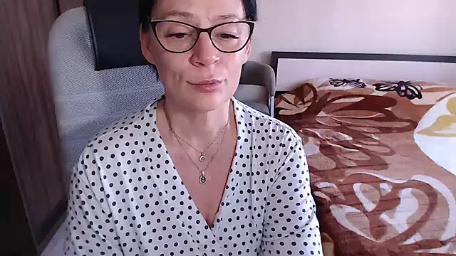 Snapshot of BelovedLady chatting on 02-23-25, 10:39 BelovedLady online show from 02-23-25, 10:39