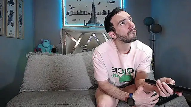 Danny hot fun online show from 06-13-26, 09:46