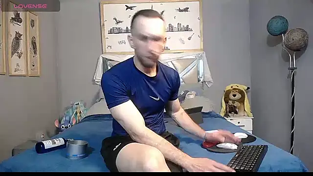 Snapshot of Danny_hot_fun chatting on 10-23-25, 04:00 Danny hot fun online show from 10-23-25, 04:00