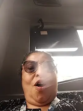 Keyla01  online show from 01-10-26, 08:26