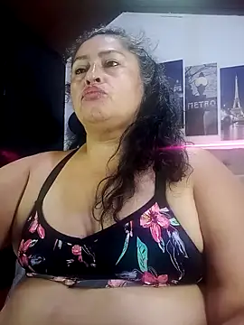 Snapshot of Keyla01_ chatting on 04-27-26, 11:47 Keyla01 online show from 04-27-26, 11:47