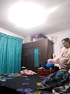 Keyla01  online show from 11-23-25, 04:44