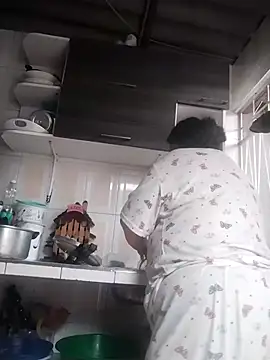 Keyla01  online show from 10-18-25, 03:47