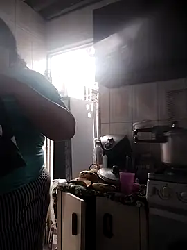 Keyla01  online show from 12-21-25, 04:08