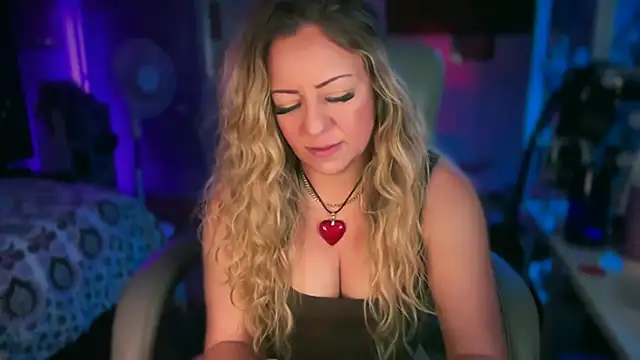 sage love online show from 02-12-26, 06:13