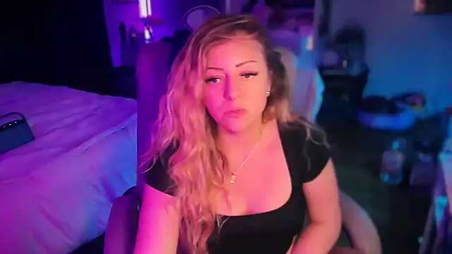 sage love online show from 04-12-26, 03:21