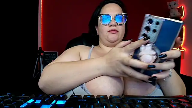 lulubigtitts1 online show from 03-19-25, 09:16