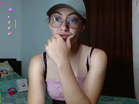 Olivia Bright online show from 05-26-26, 09:57