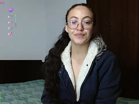 Olivia Bright online show from 05-17-26, 12:32
