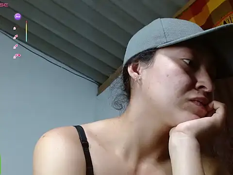 Olivia Bright online show from 05-27-26, 01:57
