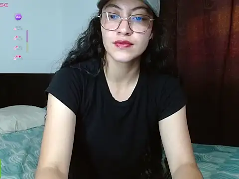 Olivia Bright online show from 05-31-26, 06:09