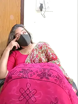 Snapshot of yoursana- chatting on 07-17-26, 03:26 yoursana- online show from 07-17-26, 03:26