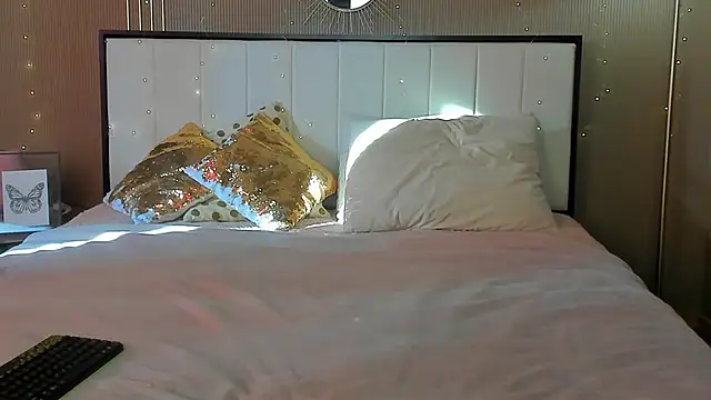 Snapshot of mailymilf chatting on 10-31-25, 07:49 mailymilf online show from 10-31-25, 07:49