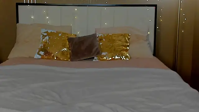 Snapshot of mailymilf chatting on 11-19-25, 03:01 mailymilf online show from 11-19-25, 03:01