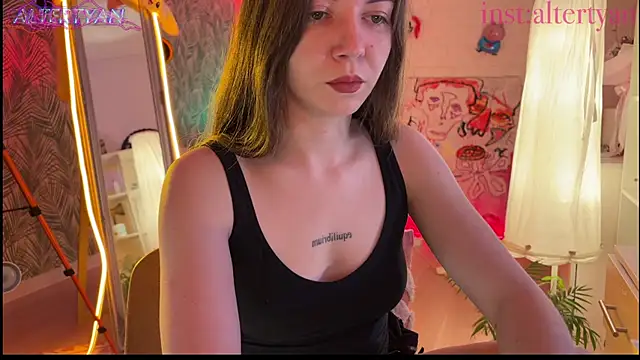 Snapshot of altertyan chatting on 04-18-26, 07:40 altertyan online show from 04-18-26, 07:40