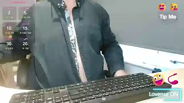 bigbadjon69 online show from 12-01-25, 01:45