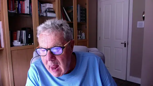 Snapshot of Oldpistolpete chatting on 06-13-26, 10:35 Oldpistolpete online show from 06-13-26, 10:35