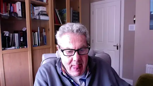 Snapshot of Oldpistolpete chatting on 02-28-26, 02:39 Oldpistolpete online show from 02-28-26, 02:39
