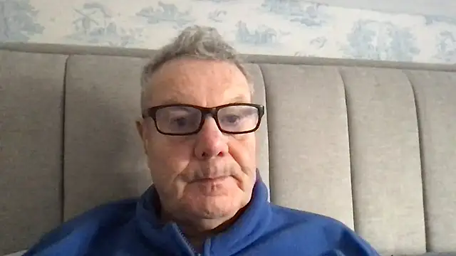 Oldpistolpete online show from 12-17-25, 09:58