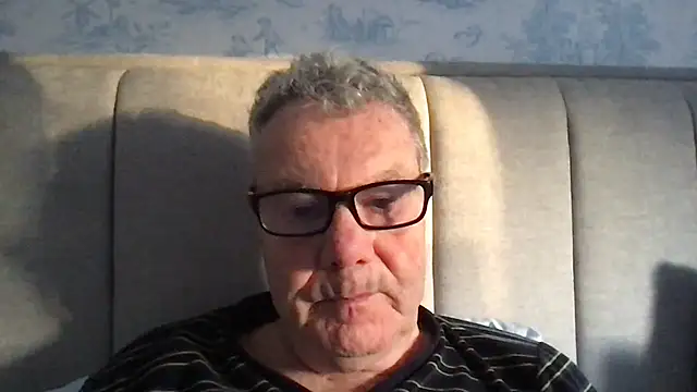 Oldpistolpete online show from 12-19-25, 09:11