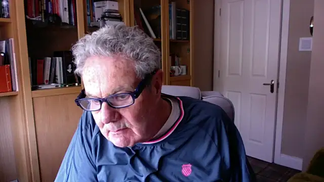 Snapshot of Oldpistolpete chatting on 03-19-26, 11:32 Oldpistolpete online show from 03-19-26, 11:32