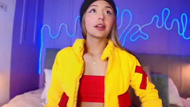 Sofly s online show from 03-21-26, 09:36