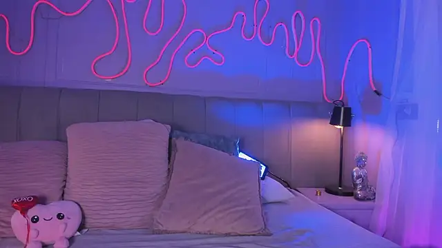 Snapshot of Sofly_s chatting on 02-26-26, 11:54 Sofly s online show from 02-26-26, 11:54