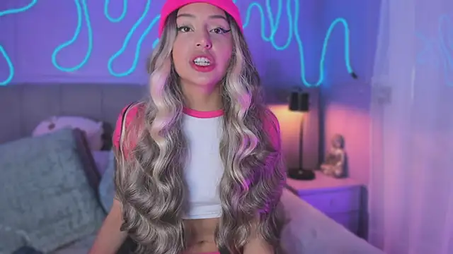 Sofly s online show from 11-18-25, 12:30