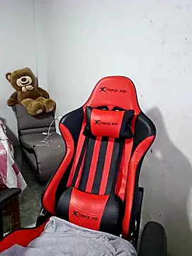 Mary pinkish online show from 11-13-25, 12:14