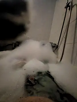 Snapshot of Paul10112 chatting on 09-14-25, 07:03 Paul10112 online show from 09-14-25, 07:03